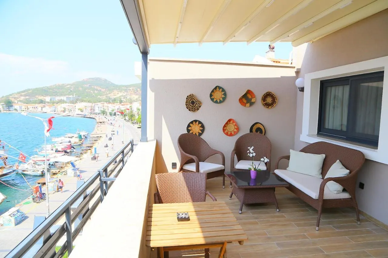 Şenyıldız Hotel İzmir